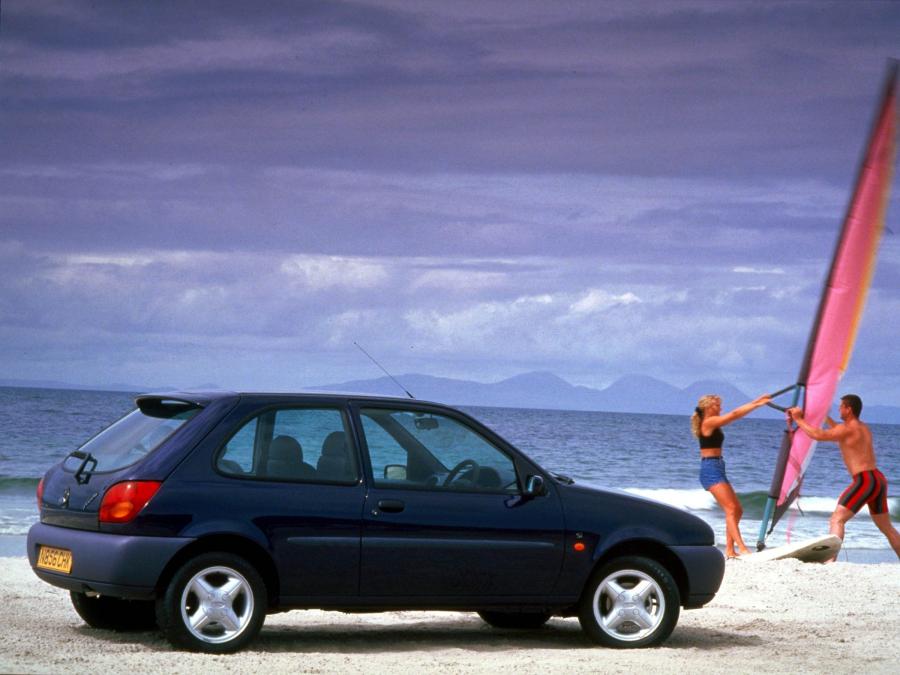  Ford Fiesta 1996 года  (фото 53 из 53)